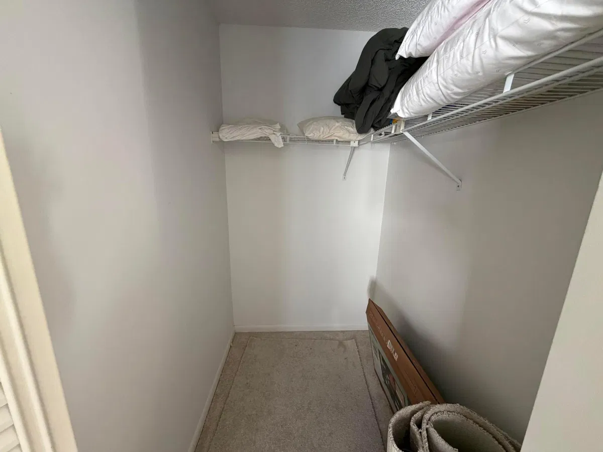 Unit C-2 photo 28