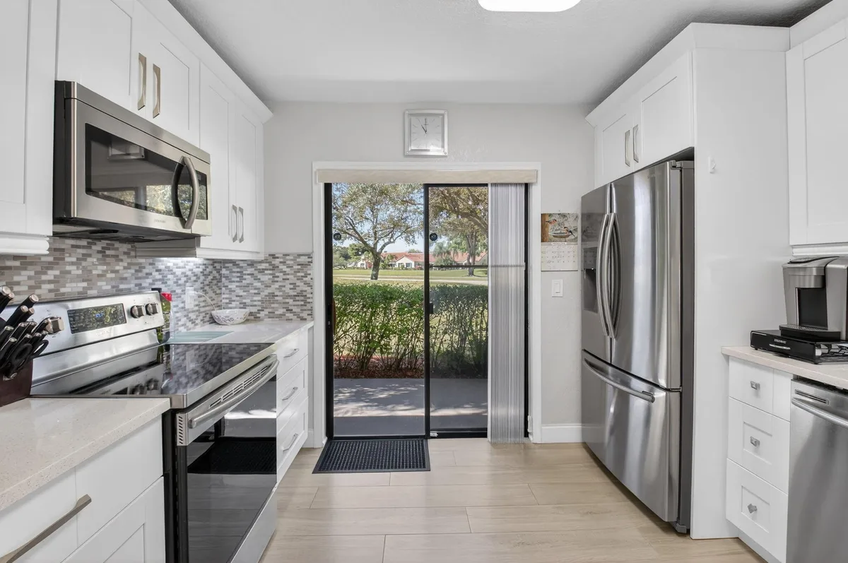 Residence photo 10