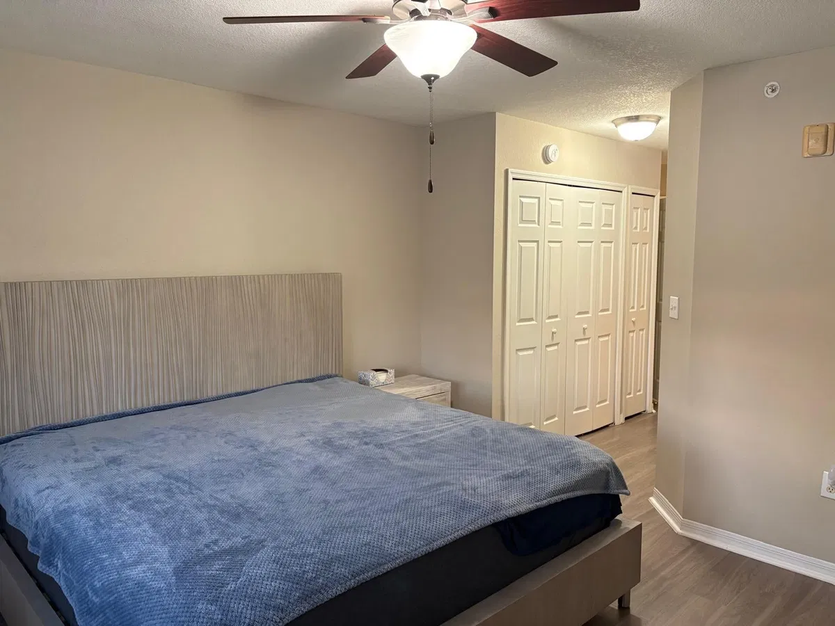 Unit 204 photo 7