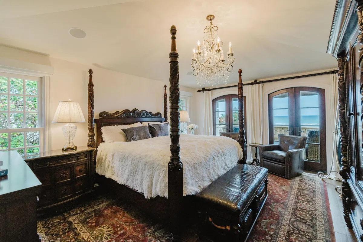 Residence photo 43