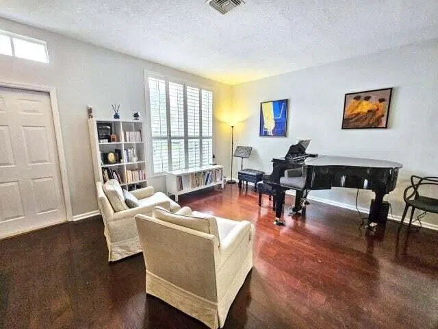 Residence photo 7