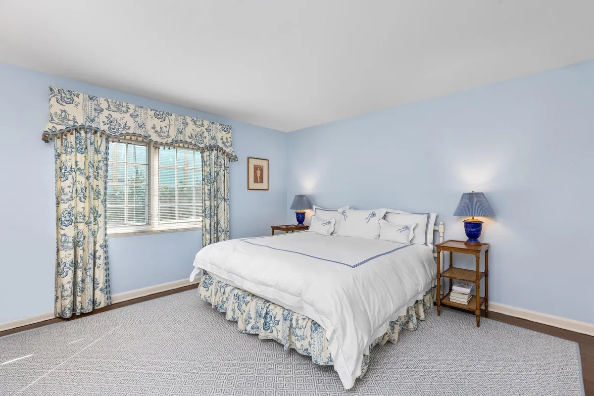 Residence photo 16