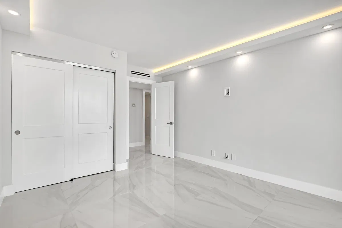 Unit 508 photo 49