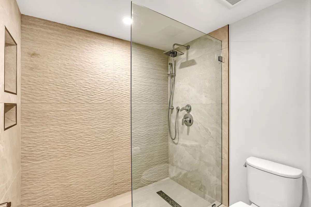 Unit 508 photo 52