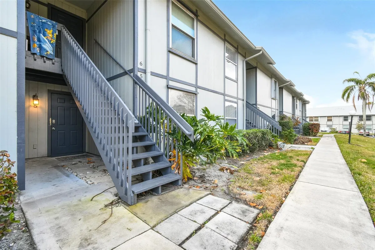  Unit C-5 photo 25