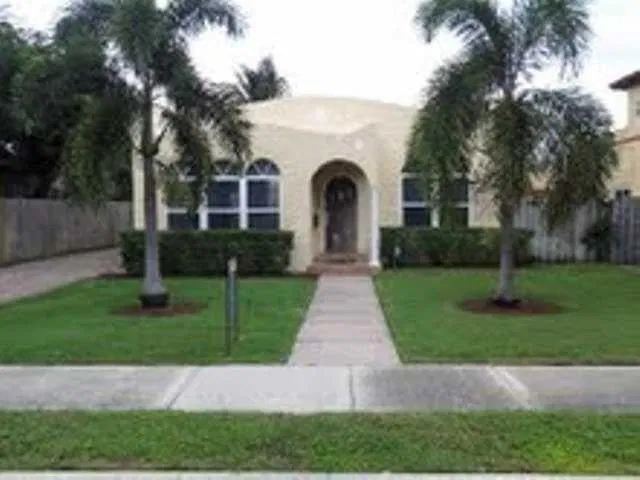 West Palm Beach Residence