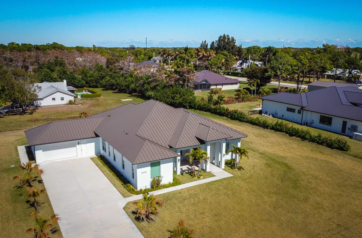 Residence photo 4