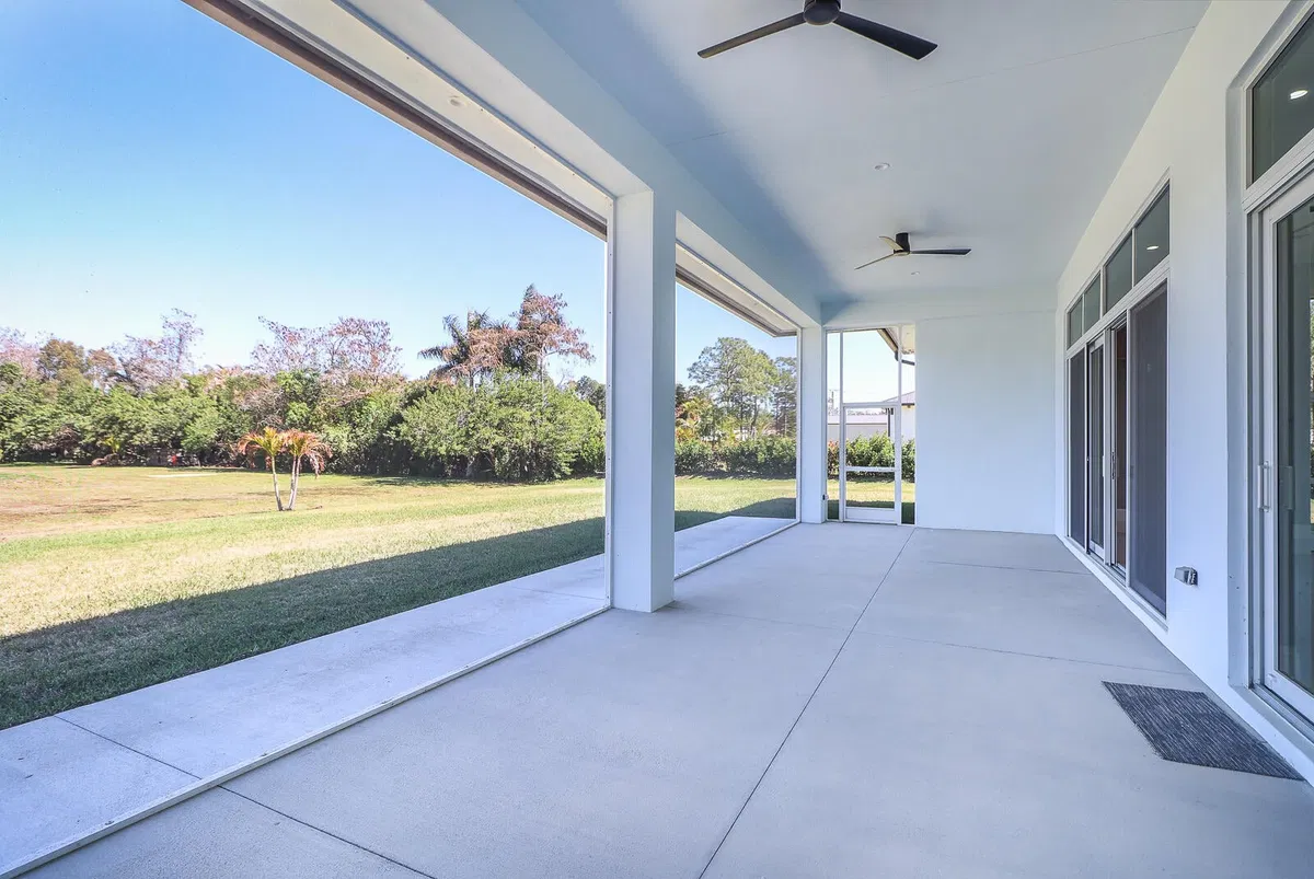 Residence photo 43