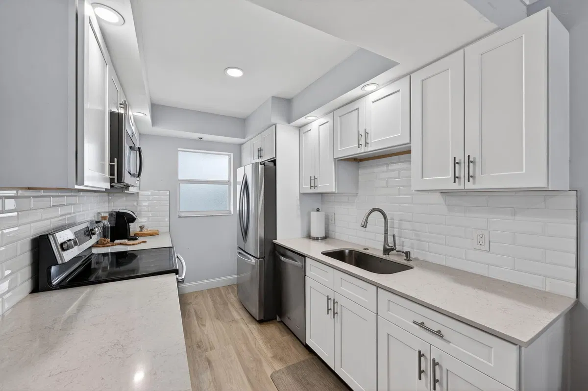 Sea Gate Palm Beach Unit 302 photo 10