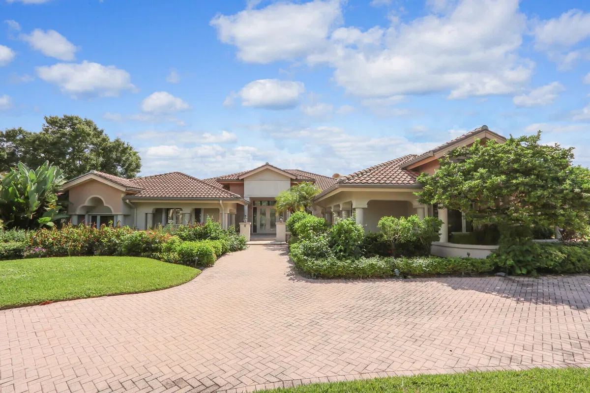 Frenchman's Creek Residence photo 46