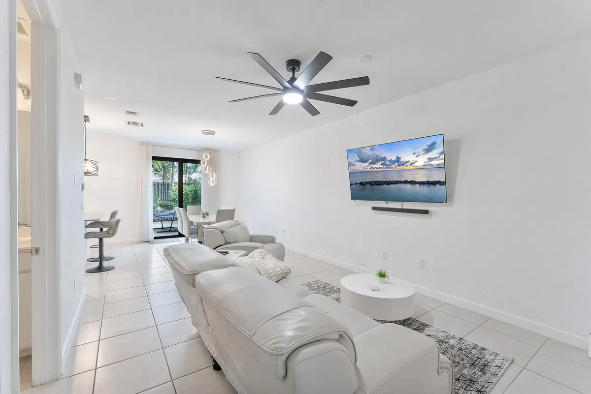Residence photo 4