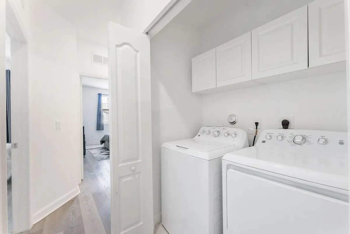 Residence photo 25
