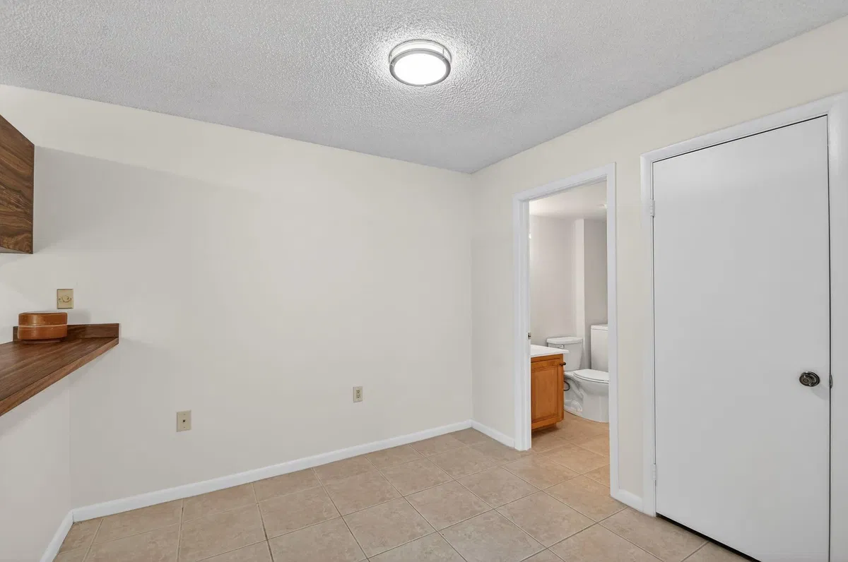  Residence photo 13