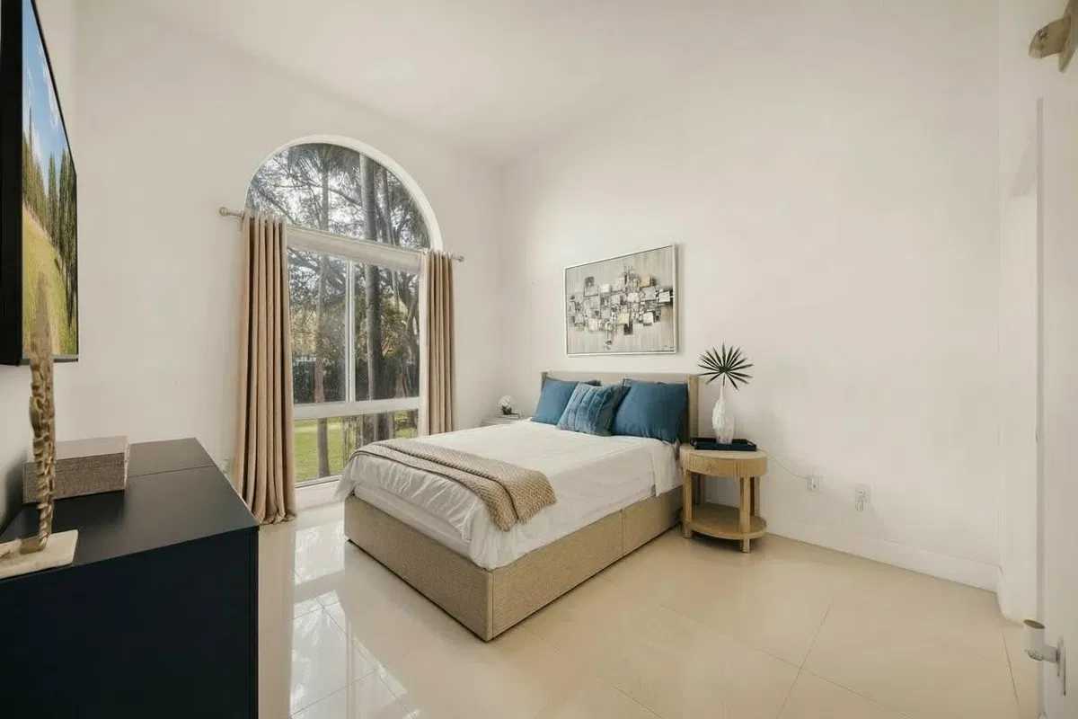 The Montecito Unit 101 photo 10