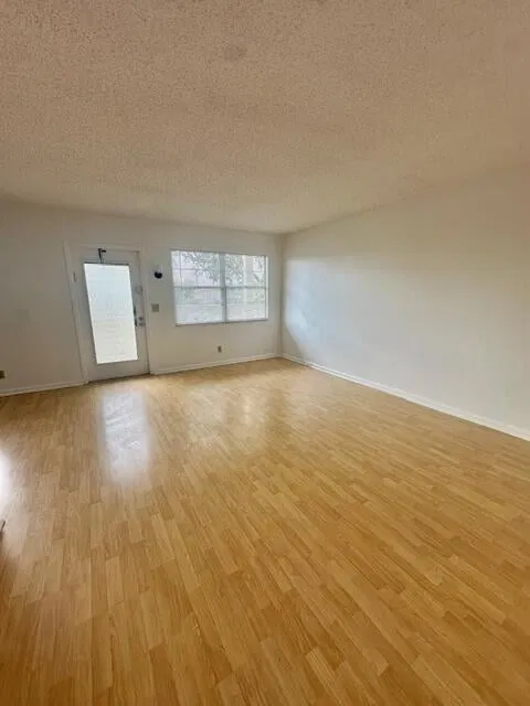 Residence photo 7