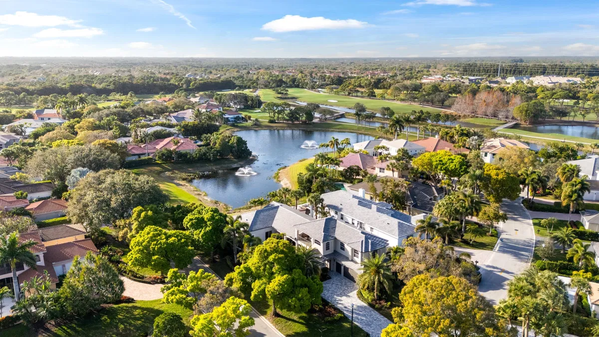 Admirals Cove Residence photo 16