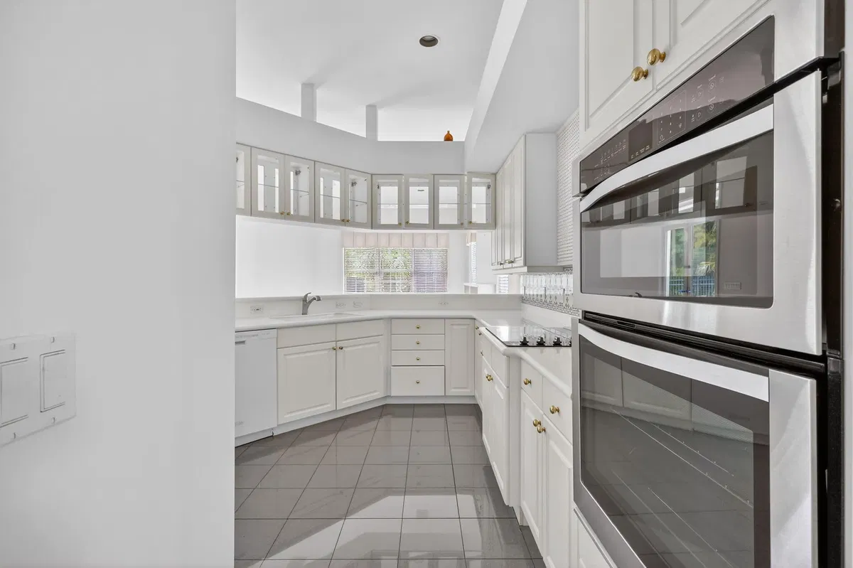 Willoughby Golf Club Residence photo 10