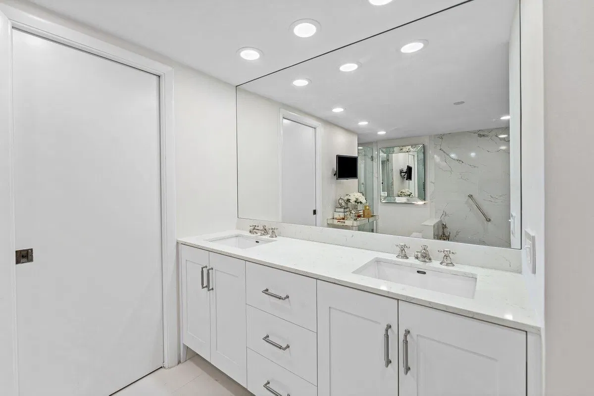 The Plaza of The Palm Beaches Unit 8g photo 16