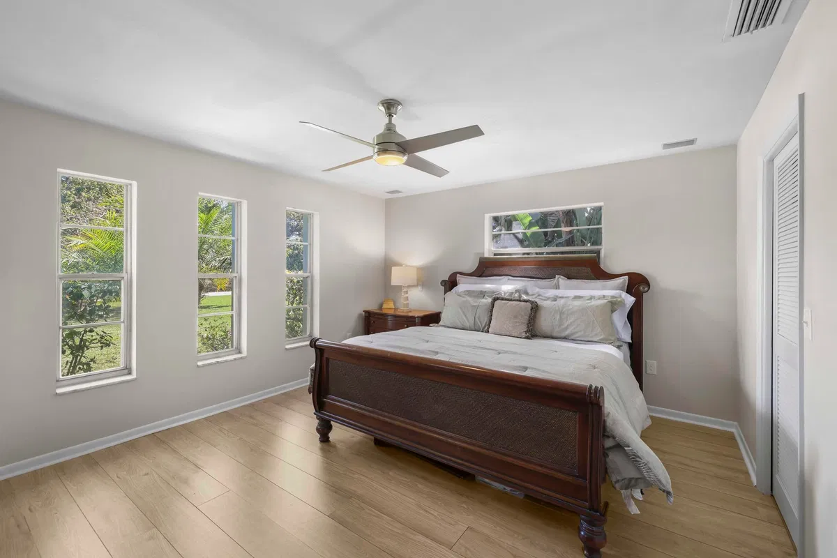 Residence photo 25