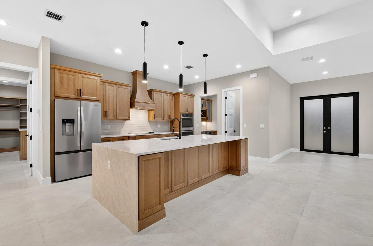  Residence photo 28