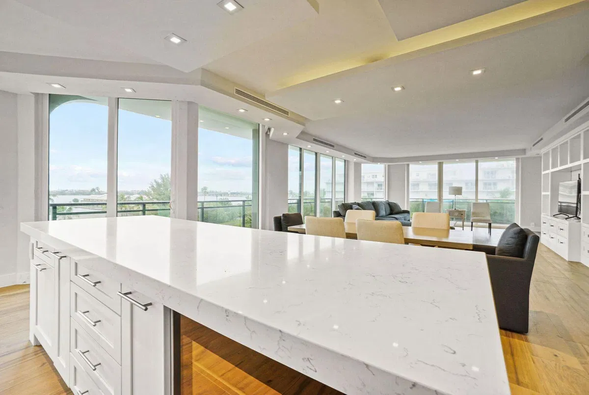 Miraflores Palm Beach Unit 306n photo 10