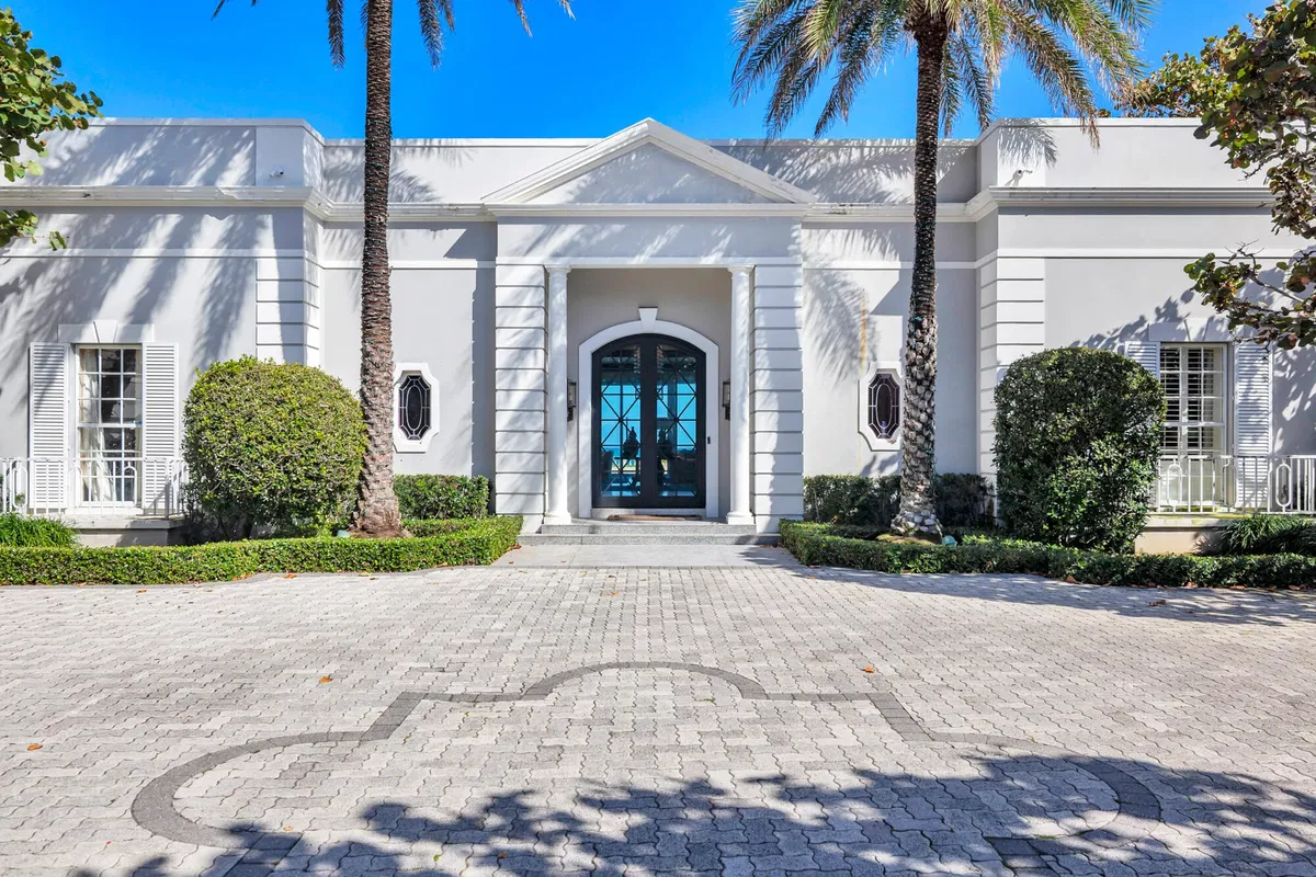 North End Palm Beach Residence photo 4
