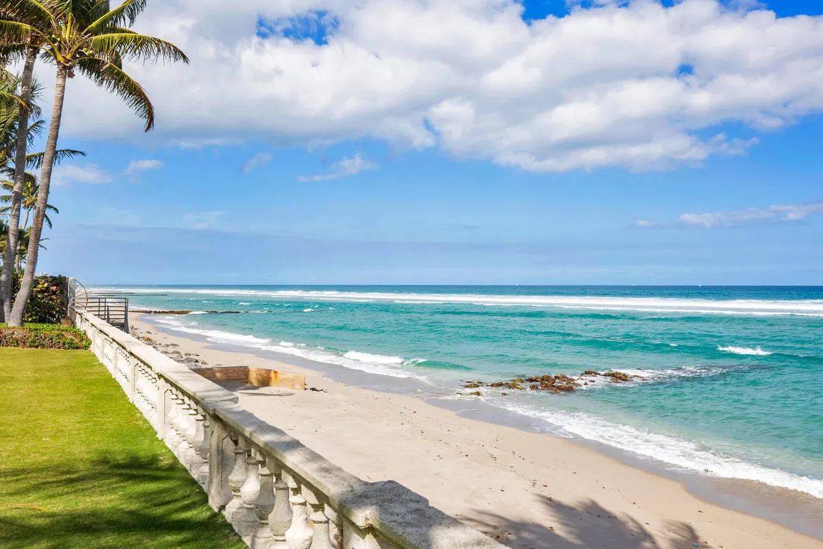 North End Palm Beach Residence photo 16