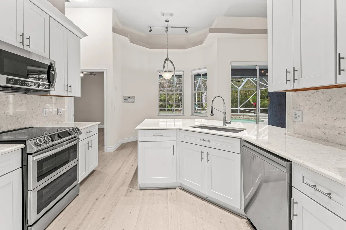 Rocky Point Residence photo 10