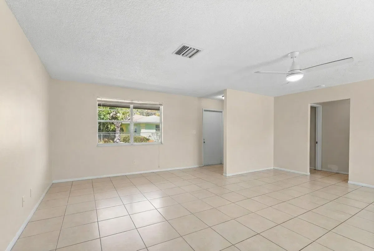 Residence photo 13