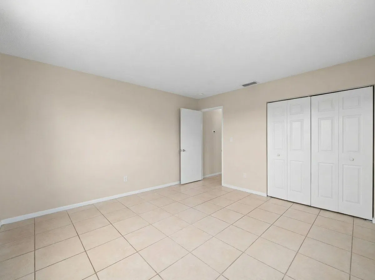 Residence photo 22