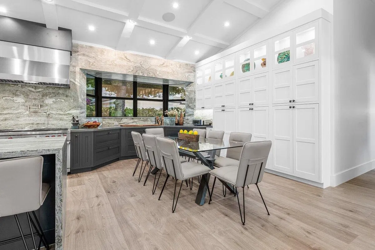 Woodfield Country Club Residence photo 13