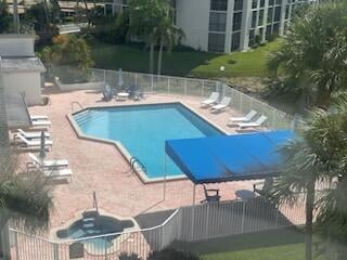 Unit 111 photo 37