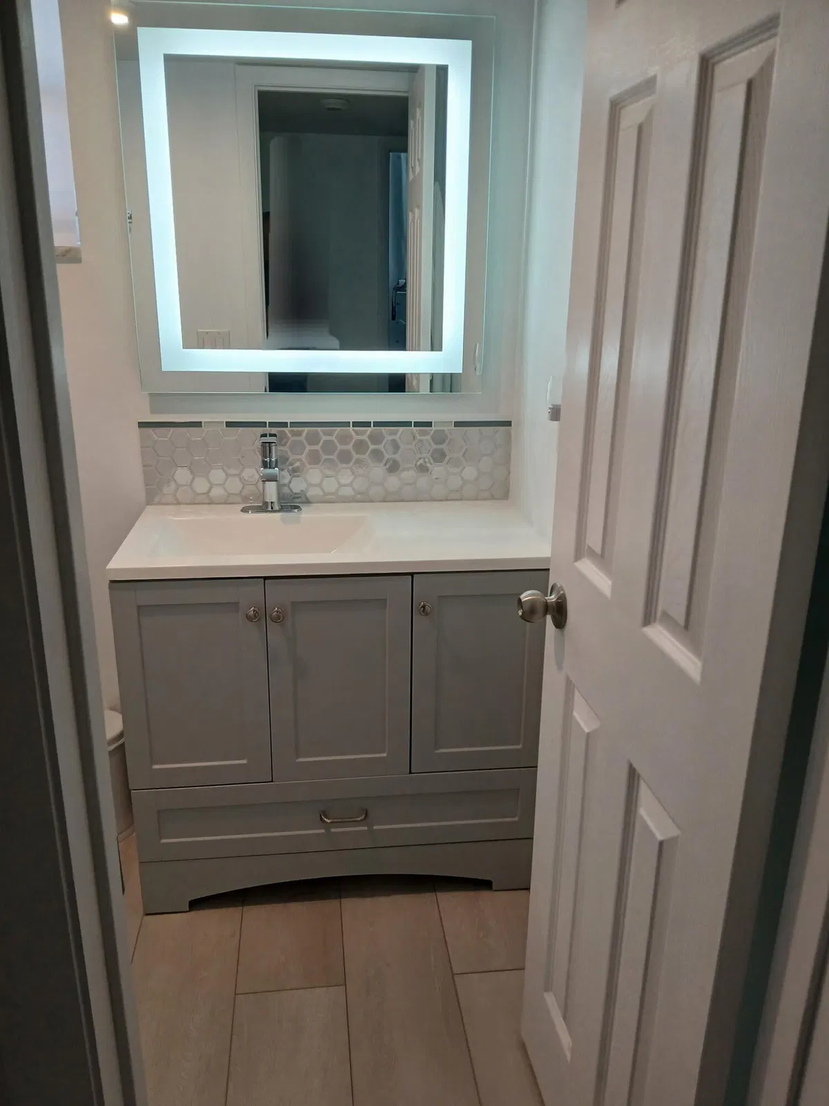Unit 309 photo 19