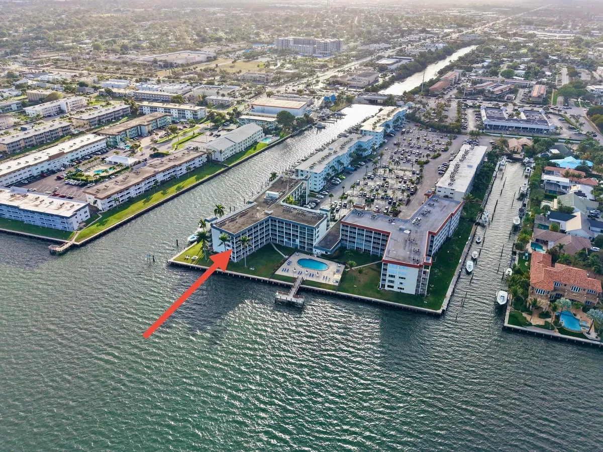 Paradise Harbour North Palm Beach Unit 304