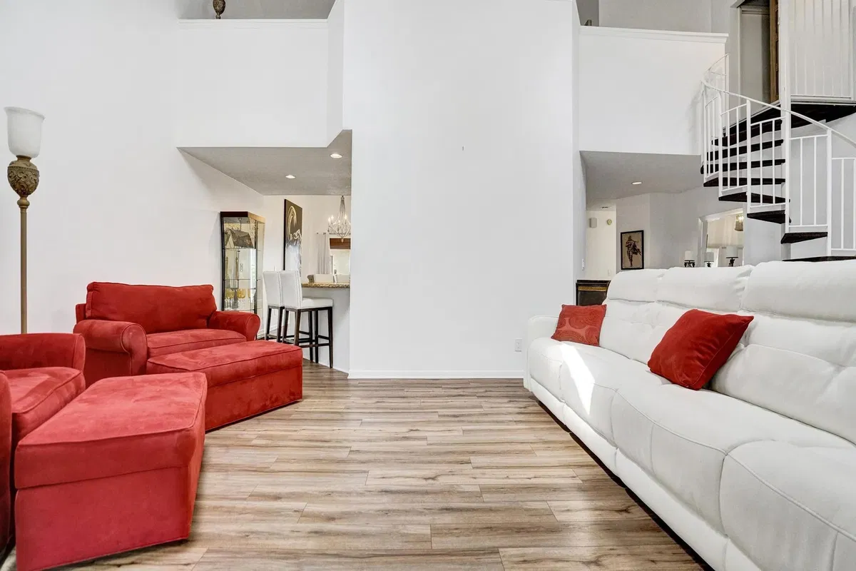 Residence photo 31