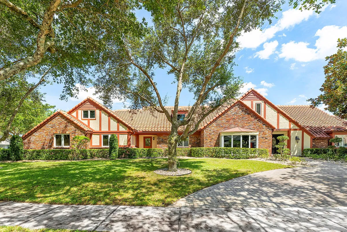 Boca West Country Club Residence