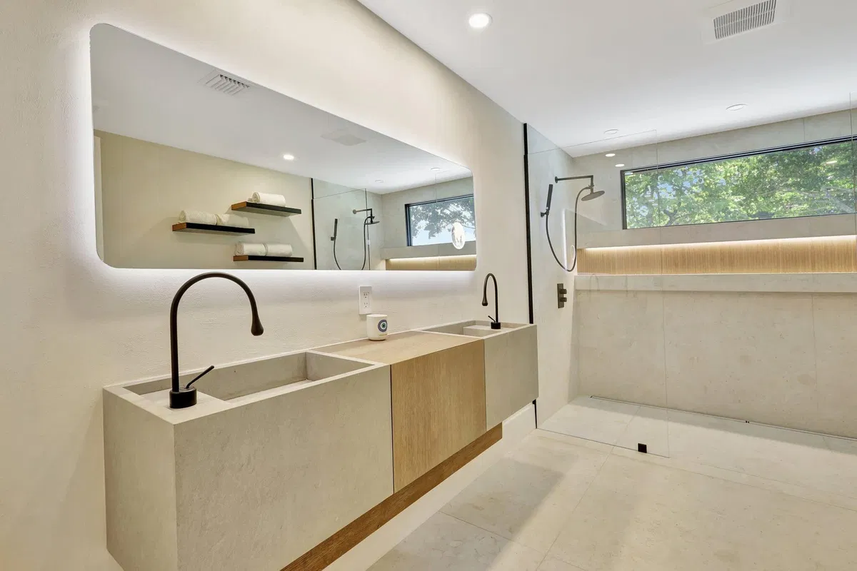 Pebblewood Residence photo 25