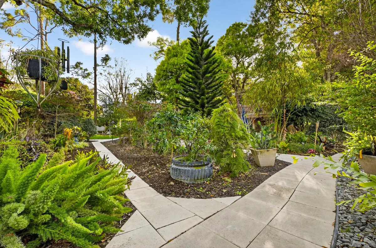 Paddock Park Residence photo 82