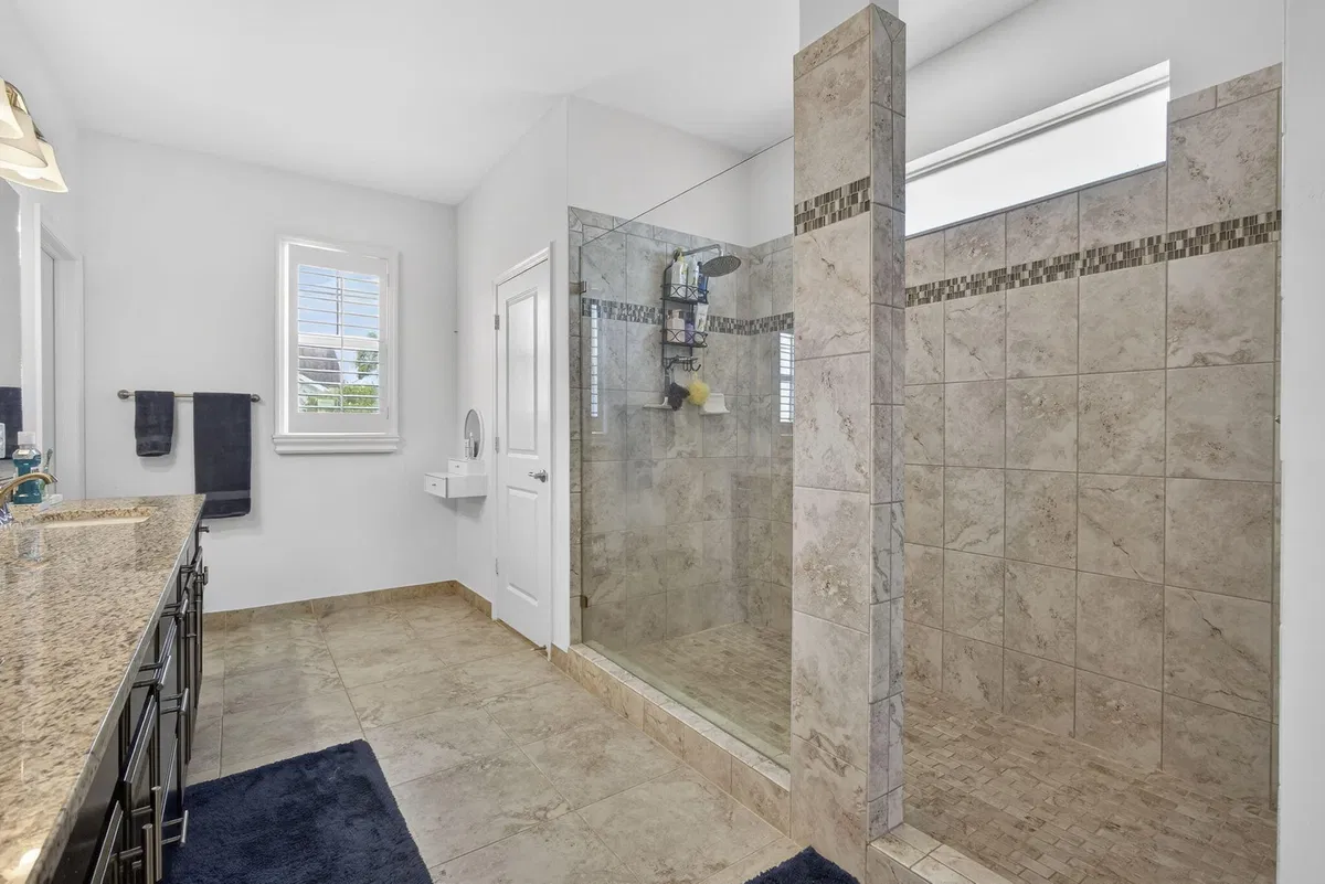  Residence photo 67