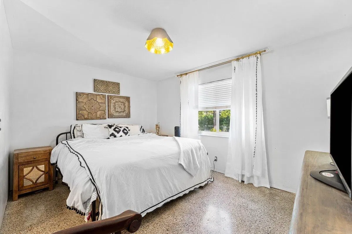  Residence photo 19