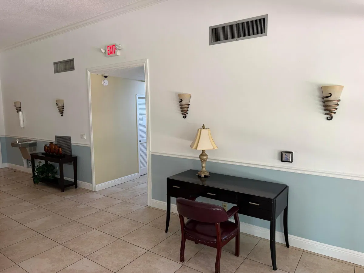 Unit 315 photo 37