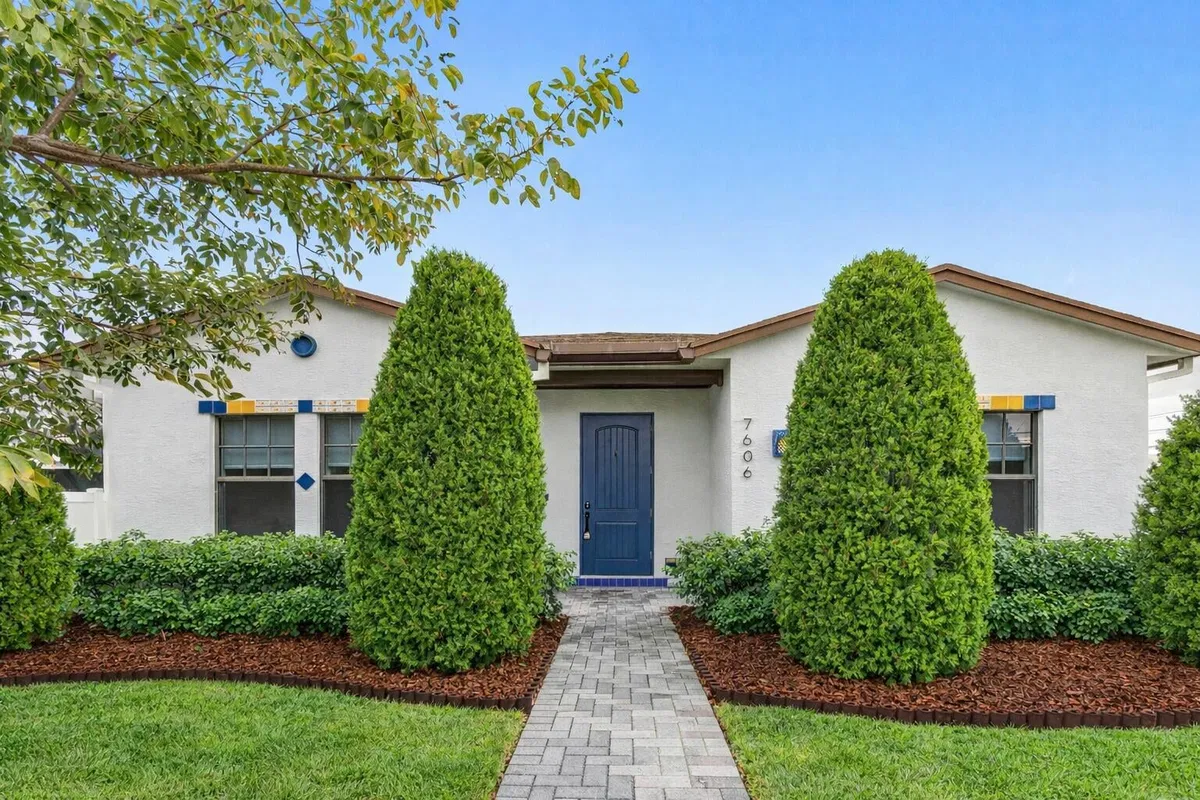 SoSo West Palm Beach Residence photo 4