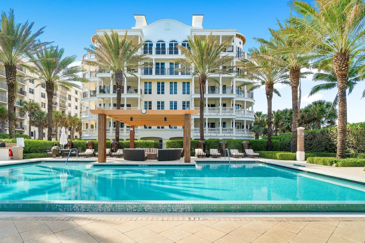 Dolce Vita Singer Island Unit 303