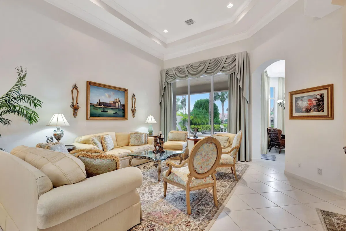 Mirasol Country Club Residence photo 13