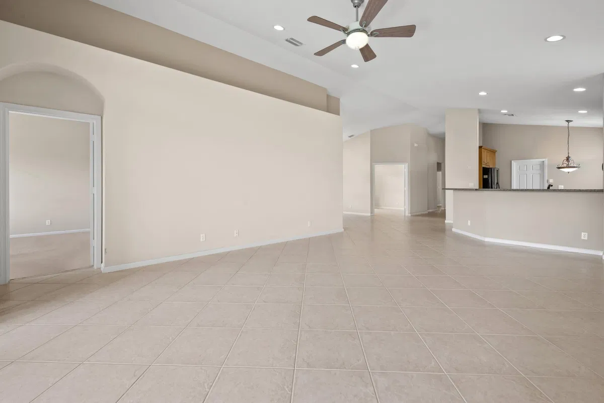 Residence photo 25