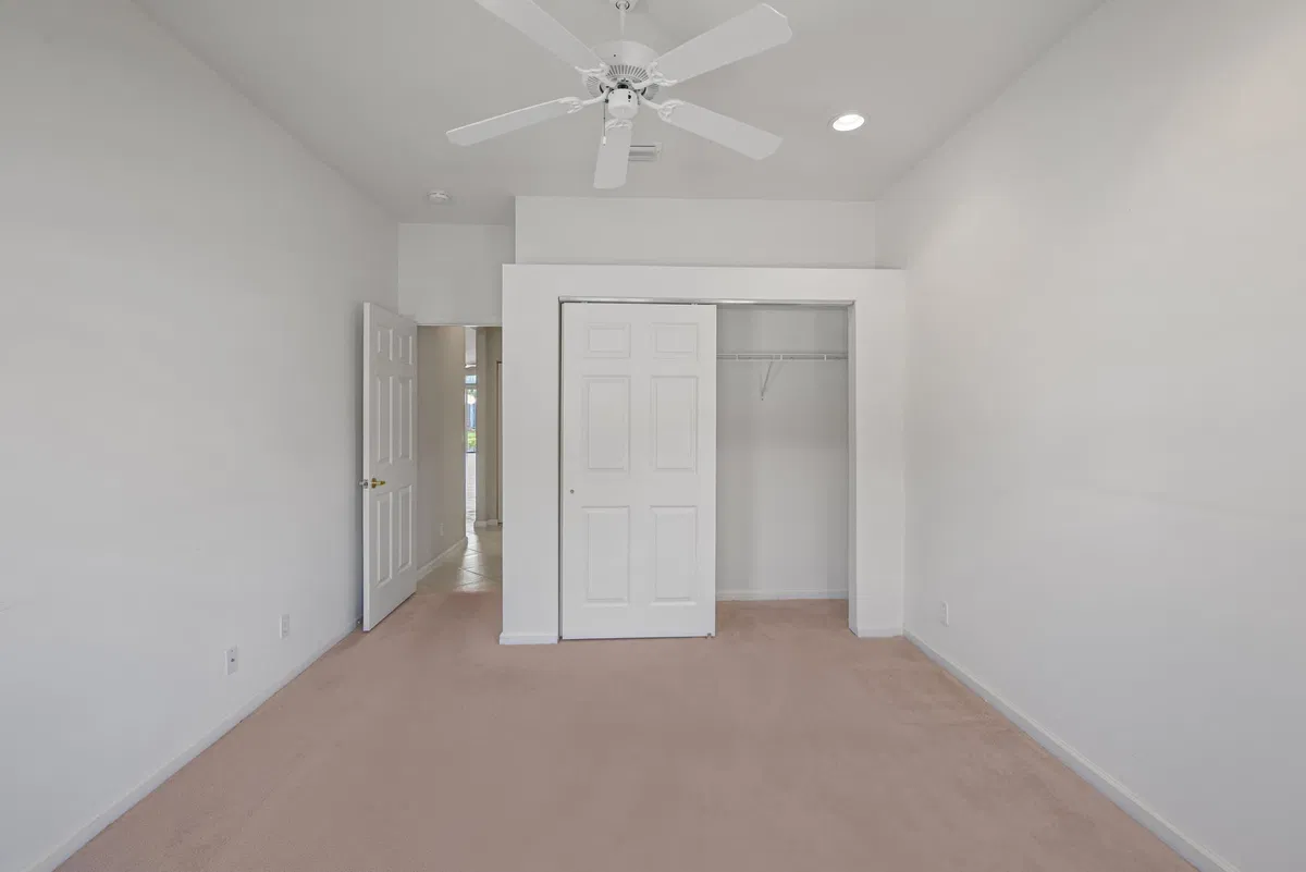 Residence photo 43
