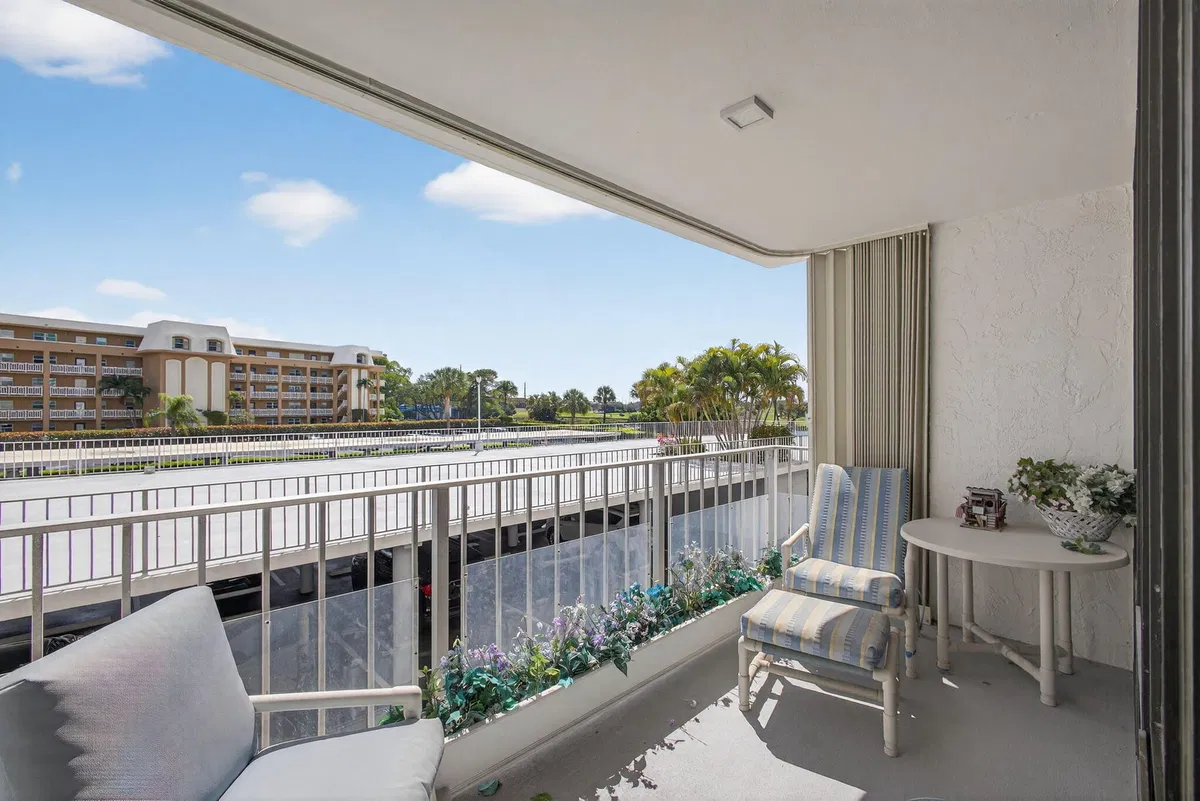 Golfview North Palm Beach I Unit 207 photo 40