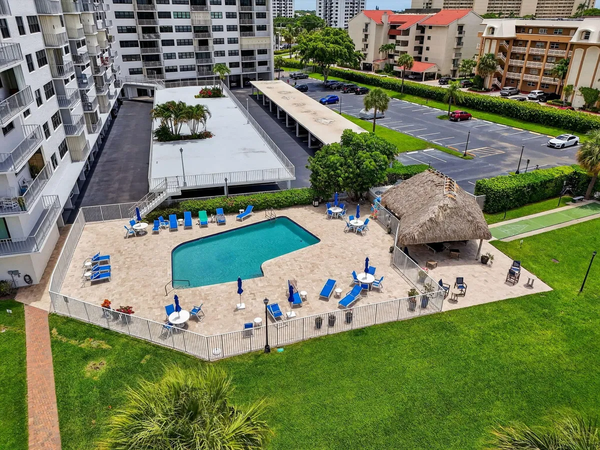Golfview North Palm Beach I Unit 207 photo 52