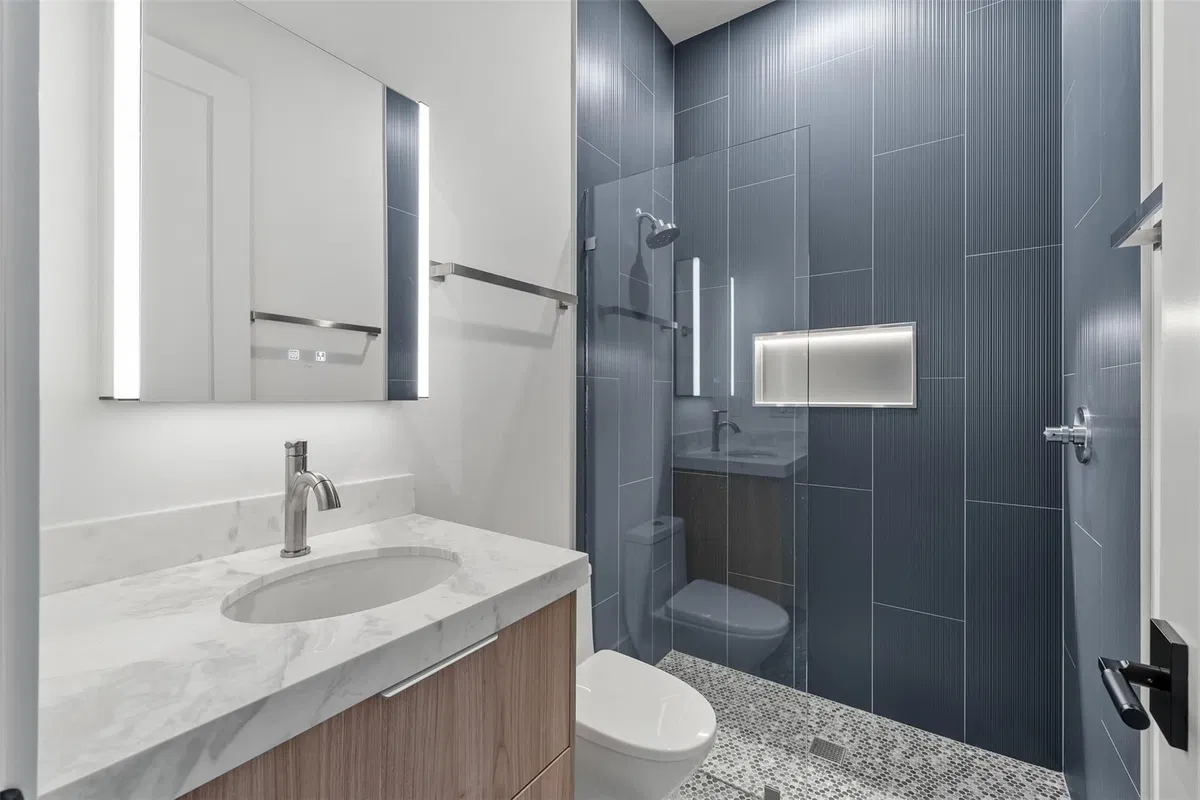  Residence photo 22