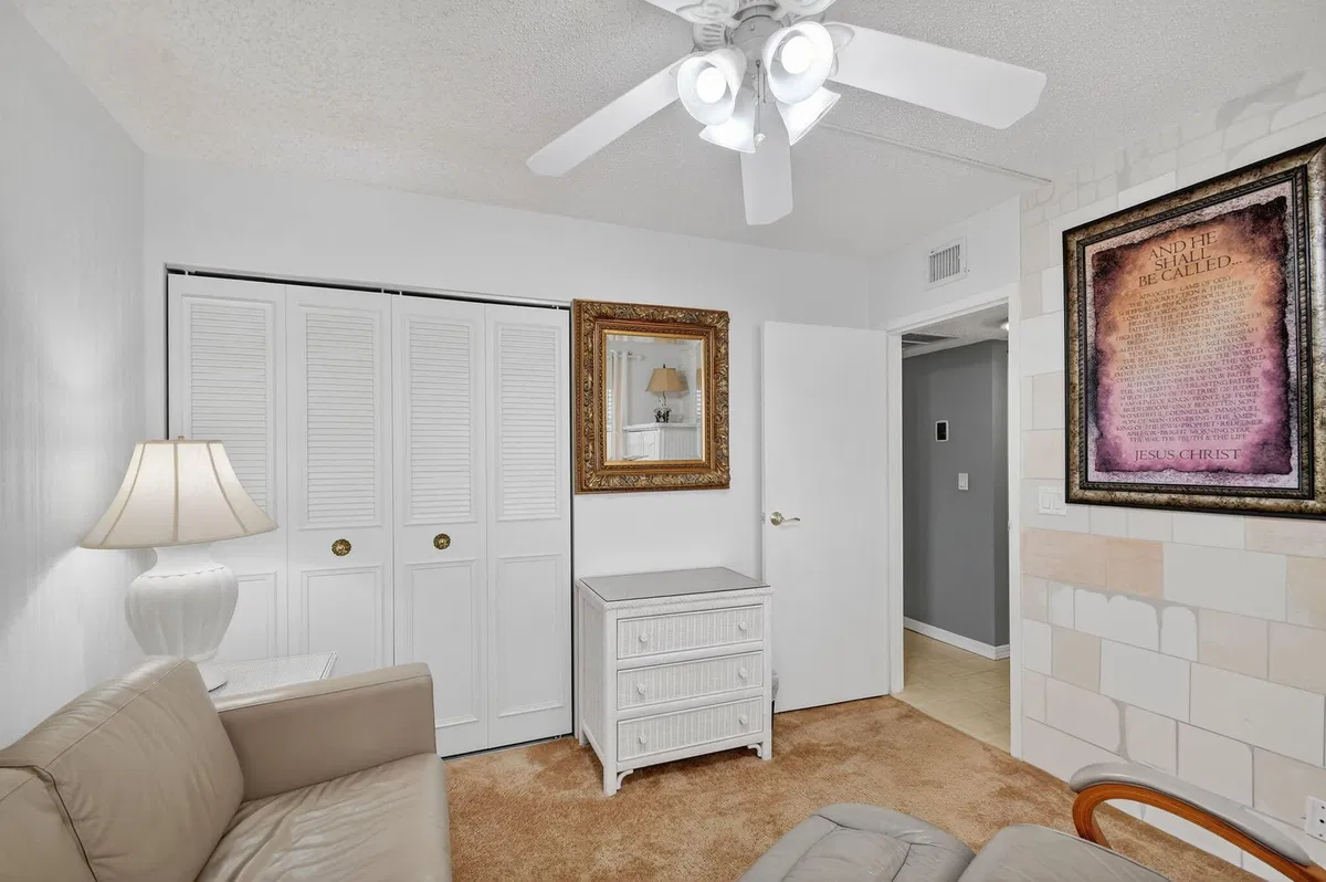  Unit 303 photo 22